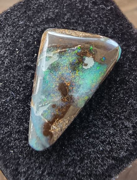 Queensland Boulder Opal - 3.2ct Koroit Opal - Pendant Cut - Great White Bullion