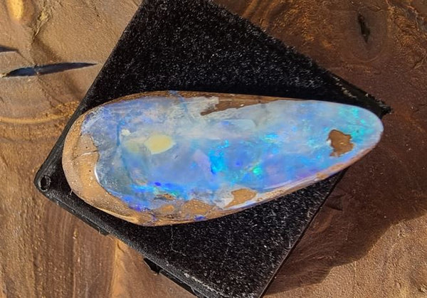 Queensland Boulder Opal - 14.0ct Winton Opal - Gorgeous Blue - Great White Bullion